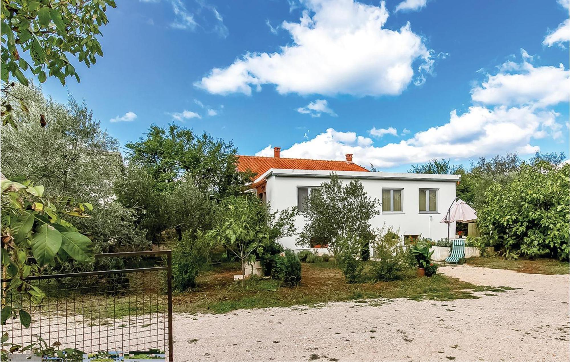 Awesome Apartment In Dobrinj With Wifi 外观 照片